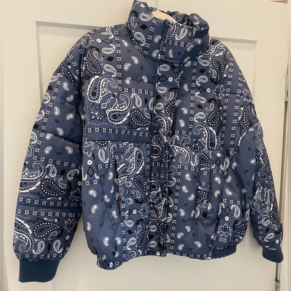 LEVIS BANDANA BOMBER PUFFER